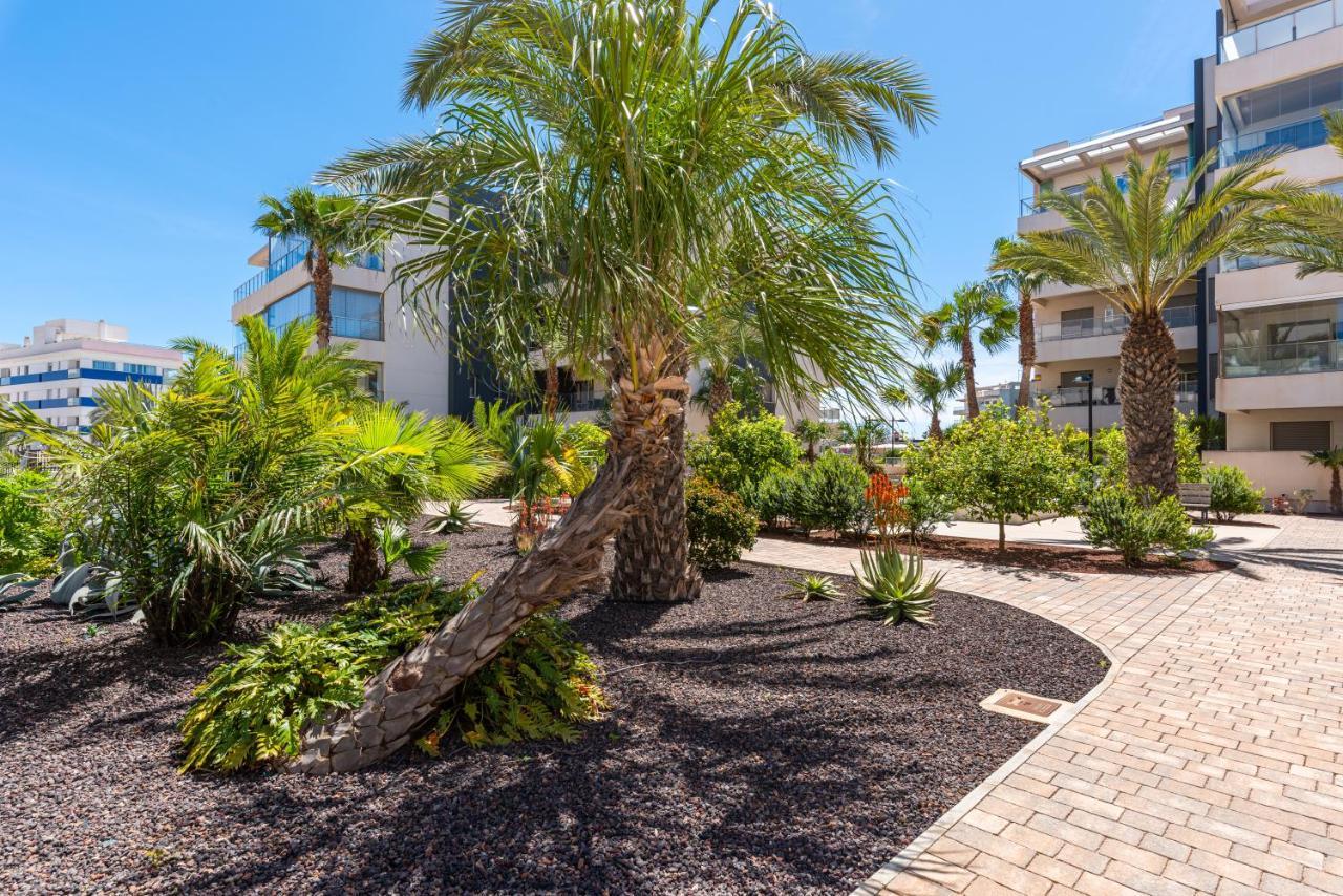 La Zenia Cocoon - Luxury Penthouse With Jacuzzi, 2 Pools, Indoor Heated Pool, Sauna, Gym, Playstation Διαμέρισμα Dehesa de Campoamor  Εξωτερικό φωτογραφία