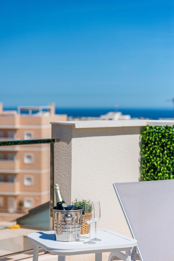 La Zenia Cocoon - Luxury Penthouse With Jacuzzi, 2 Pools, Indoor Heated Pool, Sauna, Gym, Playstation Διαμέρισμα Dehesa de Campoamor  Εξωτερικό φωτογραφία